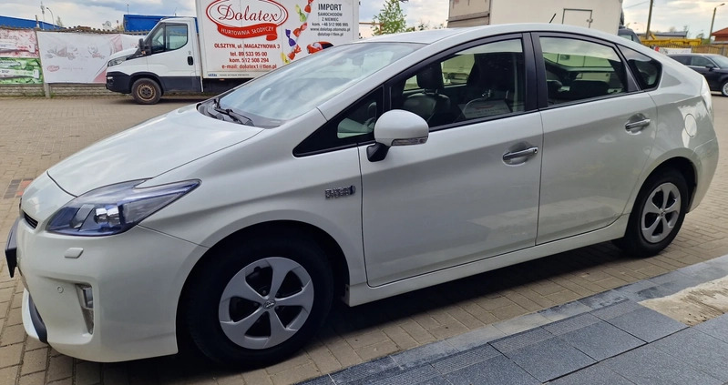 Toyota Prius cena 57900 przebieg: 104000, rok produkcji 2013 z Kłodzko małe 352